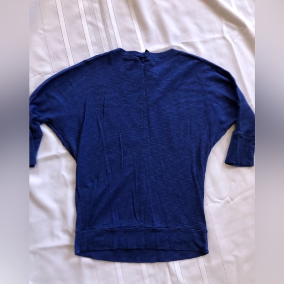 Vibrant Blue Elbow Length Sleeve Top - Picture 11 of 11